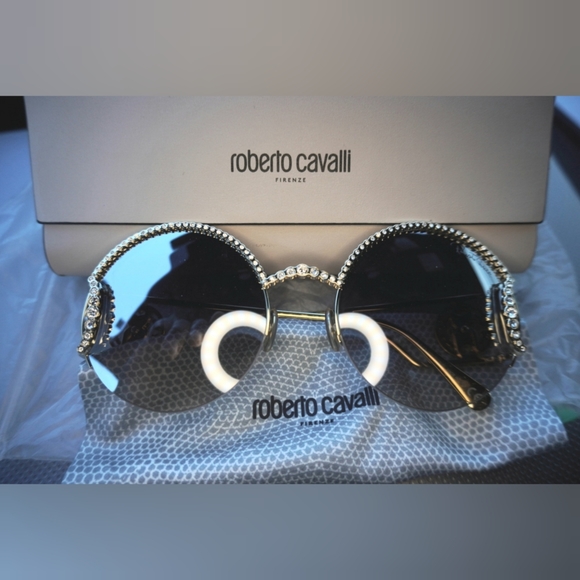 Roberto Cavalli - Picture 2 of 6